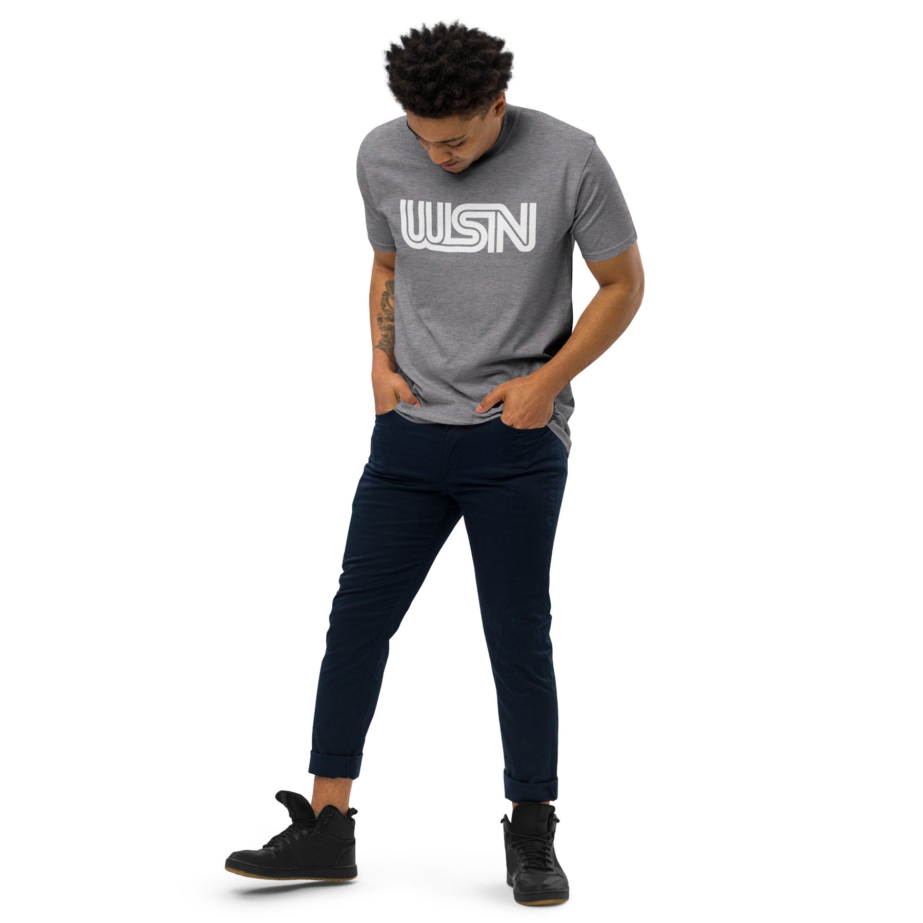 WSN "CNN" parody men’s premium heavyweight tee